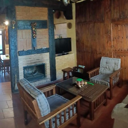 Casa Rural La Casa De Los Pollos Turrubuelo Exteriér fotografie